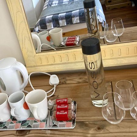 Newry Premium B&B Bagian luar foto