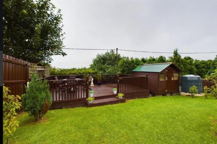 Newry Premium B&B Bagian luar foto