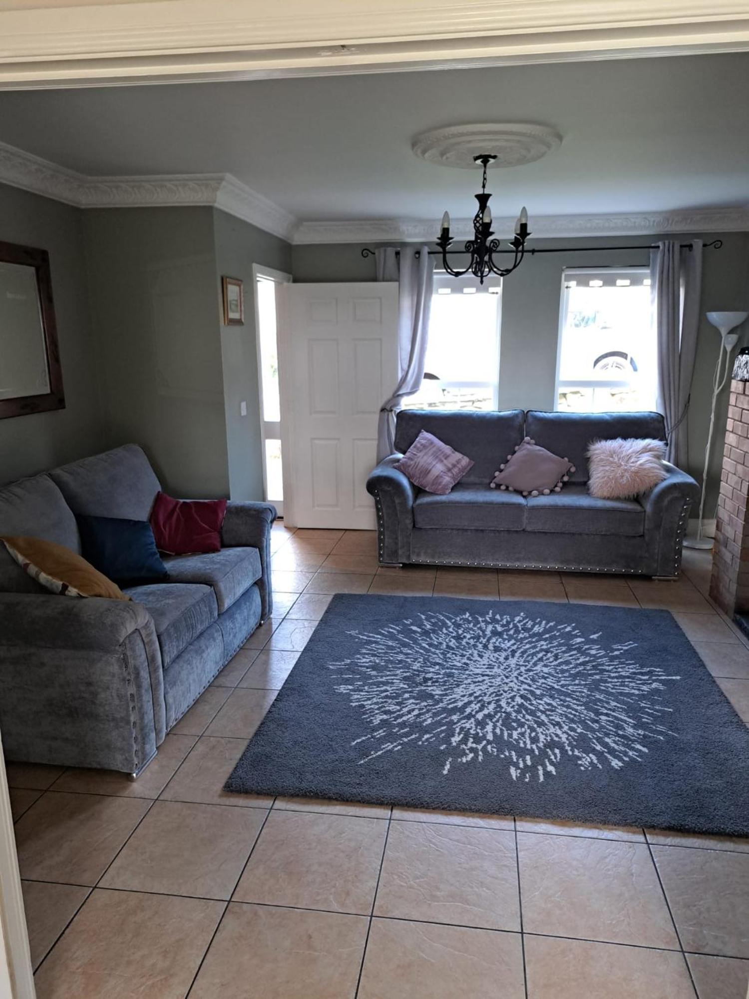 Newry Premium B&B Bagian luar foto