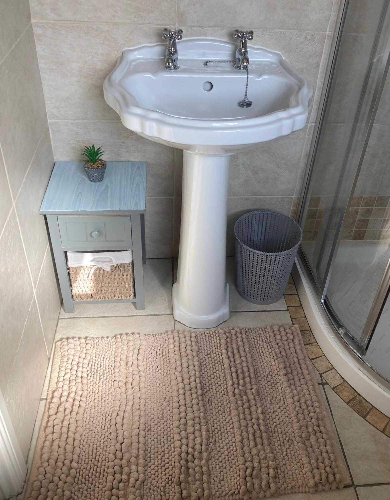 Newry Premium B&B Bagian luar foto