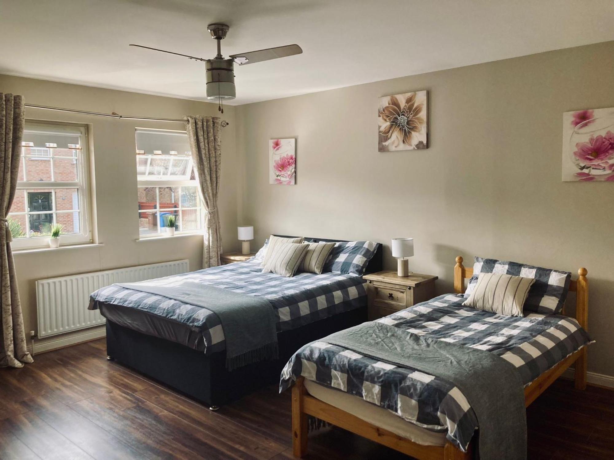 Newry Premium B&B Bagian luar foto